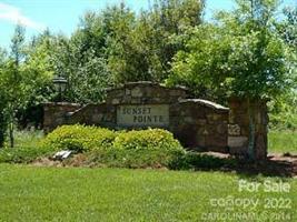 1077 Sunset Pointe