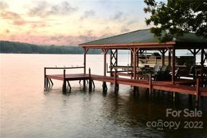 1417 Berry Hill
