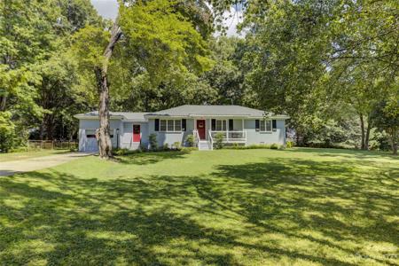 207 Armstrong-Drive