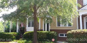 582 Sixth Baxter