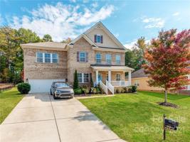 1079 Hallow Lake