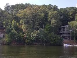 1068 Pinehaven Drive