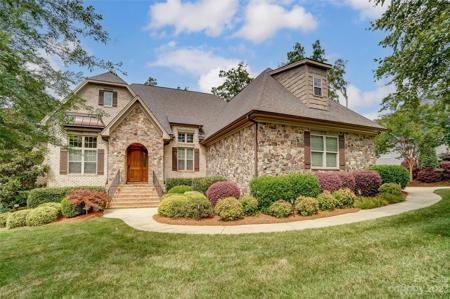 1009 Peninsula