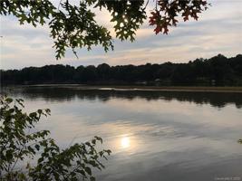 124/125 Laurel Ridge