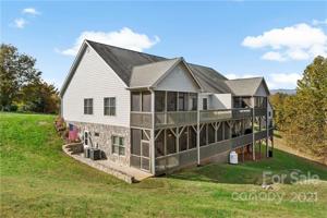 154 BEAR CLIFF VILLAGE