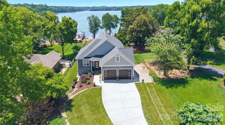 4293 Harbor Lane