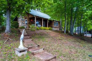119 Emerald Point