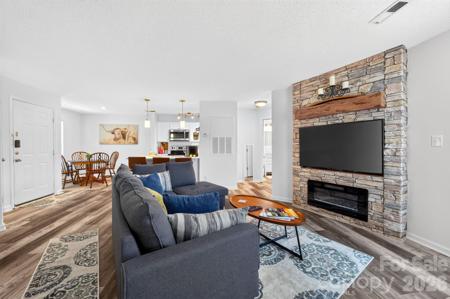 11 Hamiltons Bay Court