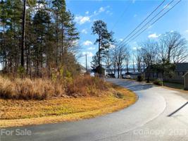 000 Lake Head Road