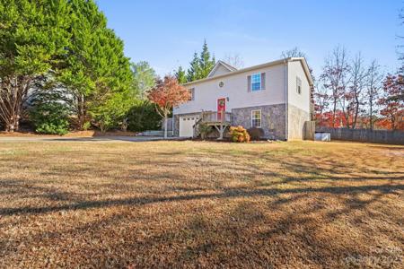 5867 Sparrow Drive