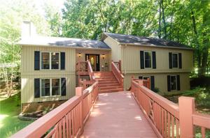 7 Hamiltons Ferry Road