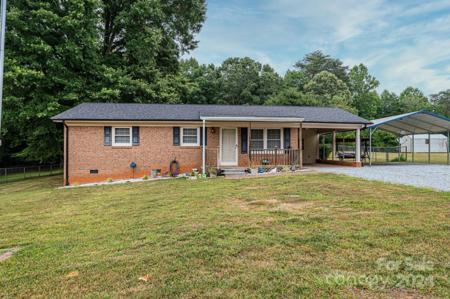 36 Hillcrest Lane