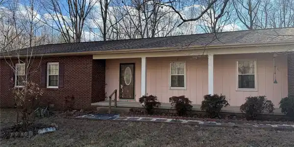 190 Nine Patch Lane