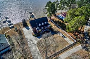 2370 Anns Loop