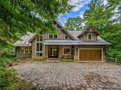 64 Bee Tree Way