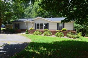 4489 Lakehill Drive
