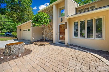 7057 Mariners Court
