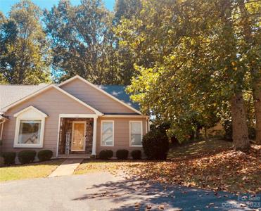 198 39th Avenue-Court NW