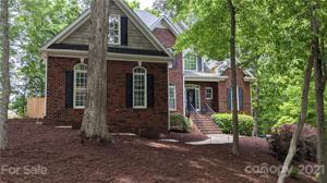 1806 Willis Court