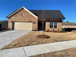 1016 Courtyard Lane