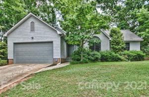 245 Forest Oak