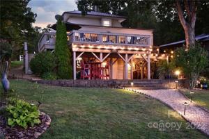 10809 Willow Oak