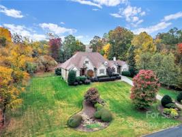 736 Cooks Cove