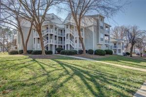 28 Hamiltons Harbor