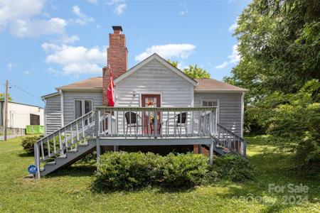 10 Groves Street