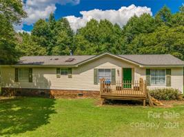 5592 Rockcliff