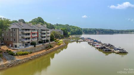 9817 Emerald Point