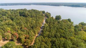 00 Riverview Circle