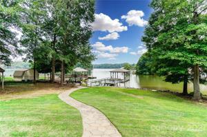 8320 Catawba Cove