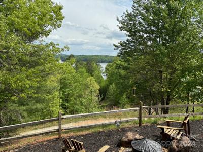 30 Bear Cliff Drive