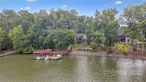 11904 Mountain Crest