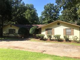 4024 Wandering NE