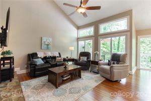 224 Riverview Terrace