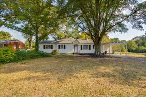 1702 N Main Street