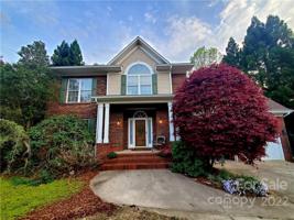 220 35th NE