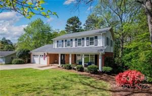 3729 6th NE