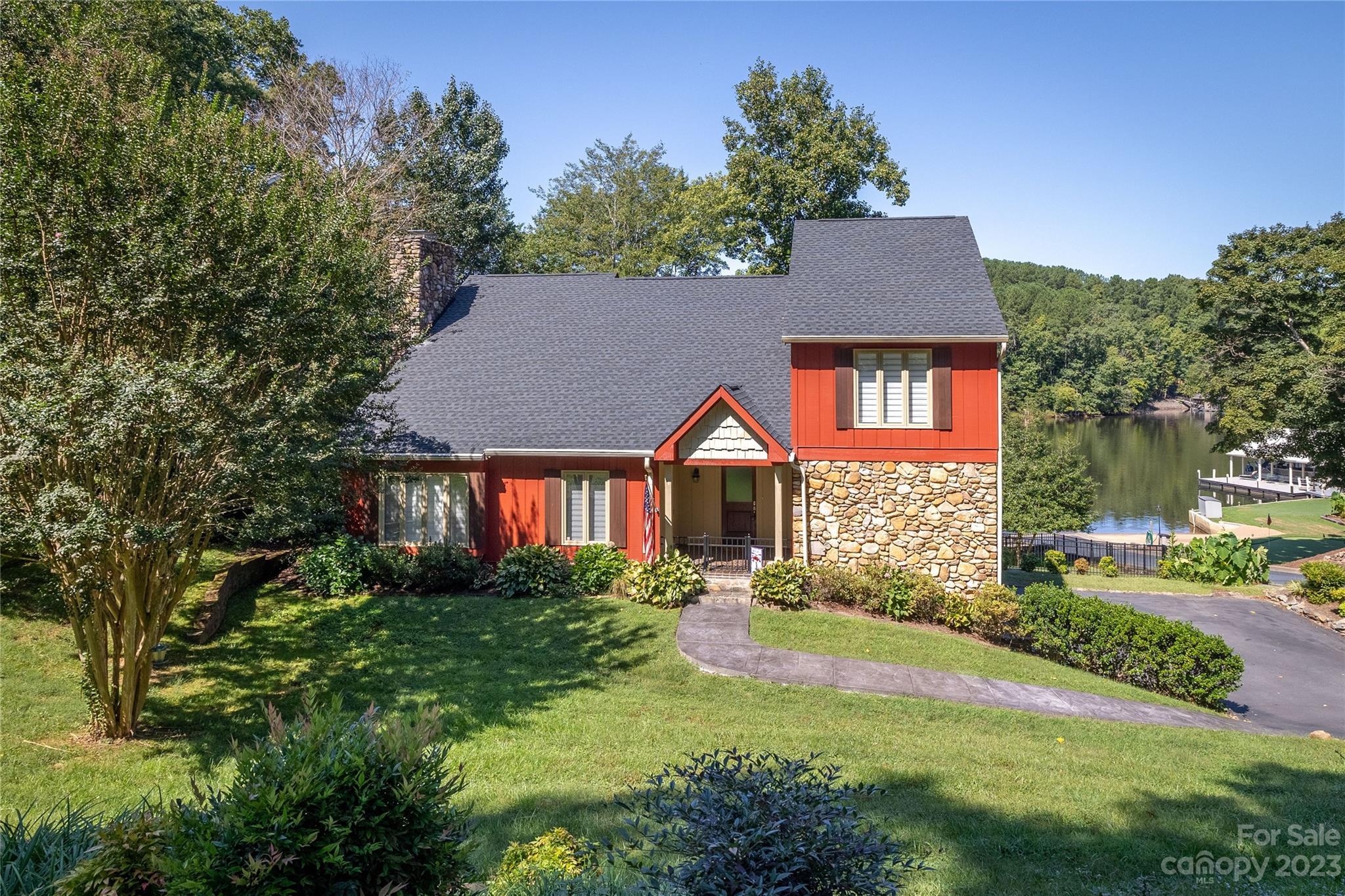 6045 Powder PointDrive, Hickory, NC lhrmls01804982