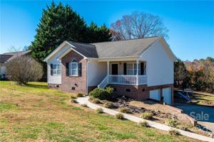 221 Taylor