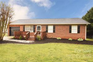 94 Dogwood Acres