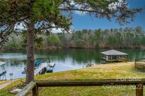865 Pine Tree