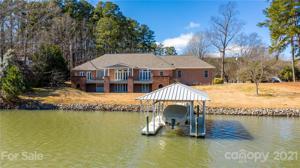 2924 Nance Cove Road