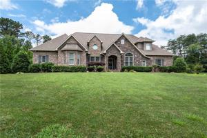 4046 Tanglewood Lane