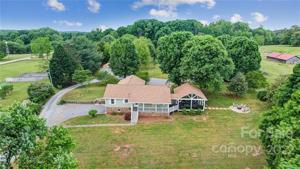 5225 Willow Pond