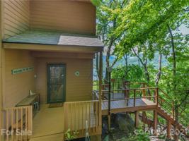 513 Youngs Mountain Drive