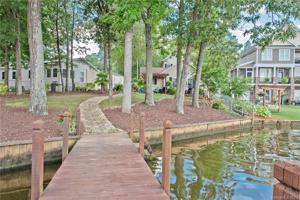 538 Lake Head Road