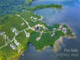 586 Pearl Bay